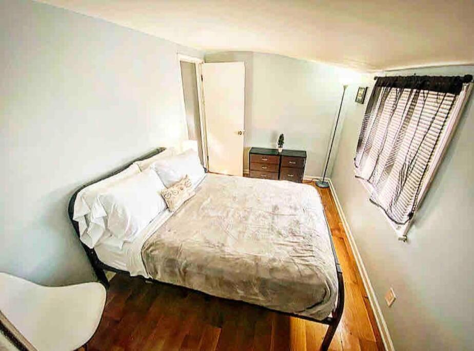 Adorable&Cozy Suburban Home Mins From Dwtn/Airport Rochester Eksteriør bilde