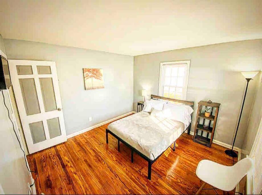 Adorable&Cozy Suburban Home Mins From Dwtn/Airport Rochester Eksteriør bilde